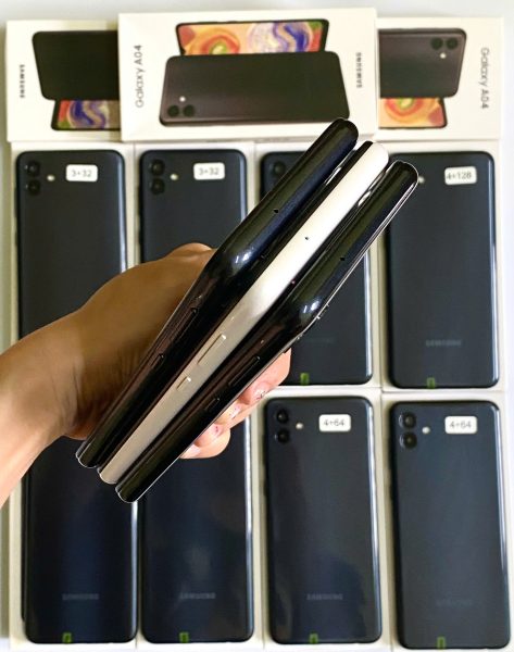 Điện thoại Samsung Galaxy A04