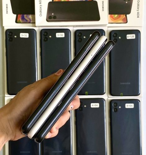 Điện thoại Samsung Galaxy A04