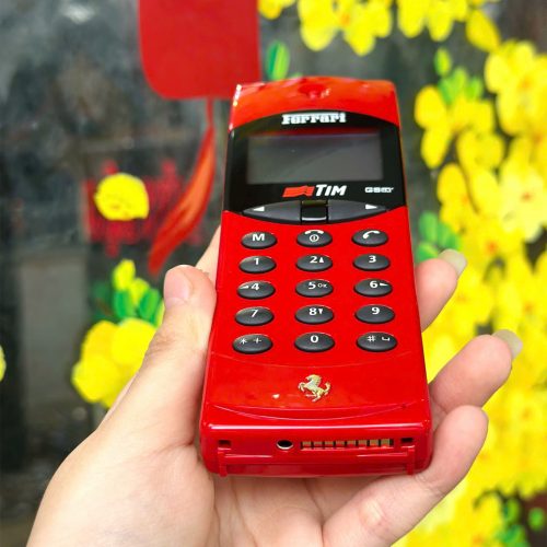 Điện Thoại FERRARI F10