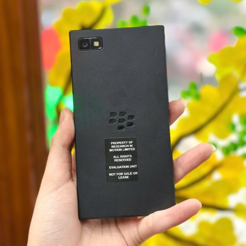 Điện Thoại BlackBerry Dev Alpha B